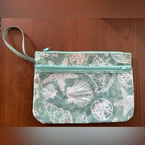 Beach theme cosmetic/toiletries pouch NWOT
